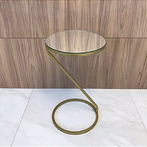 MESA LATERAL ROY EM METAL DOURADO COM TAMPO EM ESPELHO