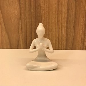 ESCULTURA / ESTATUETA IOGA MEDITANDO BRANCA