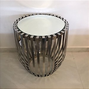 MESA LATERAL PRATA EM INOX COM TAMPO EM ESPELHO