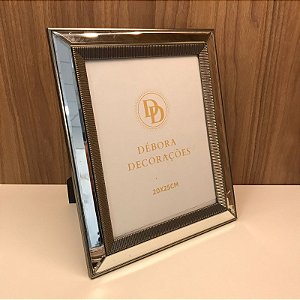 PORTA RETRATO EM MDF ESPELHADO  COM DETALHES
