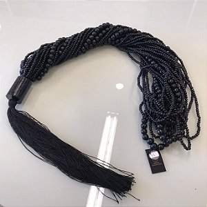 COLAR DE MESA PRETO COM TASSEL
