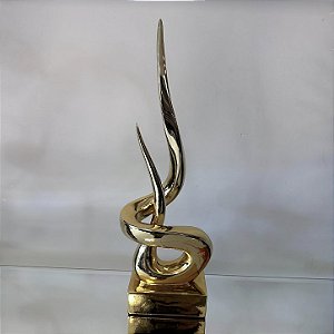 ESCULTURA ABSTRATO EM RESINA - DOURADO