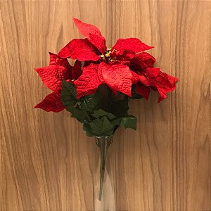 BUQUE DE FLORES VERMELHA