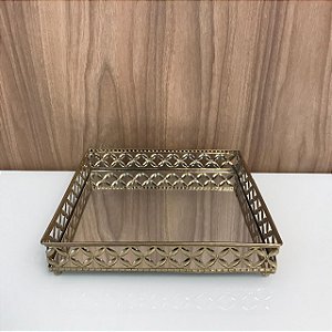 BANDEJA QUADRADA DE METAL DOURADO E ESPELHO PRATA - GRANDE
