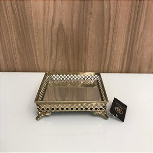 BANDEJA DE METAL  QUADRADA DOURADA