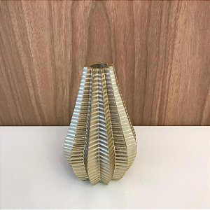 MINI VASINHO DE RESINA COM DETALHES