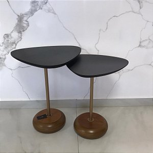 CONJUNTO MESA LATERAL TRIANGULO PRETA E MADEIRA