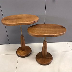 CONJUNTO MESA LATERAL RETANGULAR MADEIRA E METAL DOURADO
