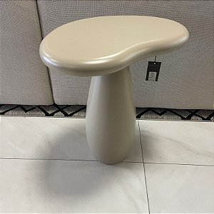 MESA LATERAL BAOBA BASE LAQUEADA GRANDE