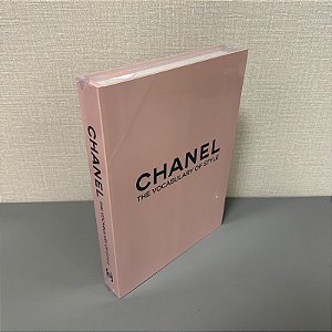 CAIXA LIVRO CHANEL THE VOCABULARY OF STYLE GRANDE