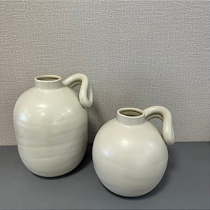 VASO EM CERÂMICA BRANCO FOSCO COM ALÇA P 24cm G 32cm