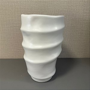 VASO EM CERAMICA BRANCO P