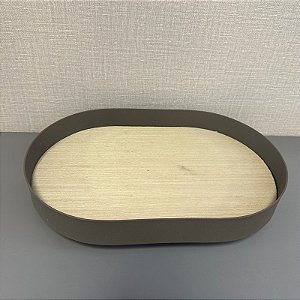 BANDEJA MADEIRA COM METAL