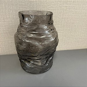 VASO DECORATIVO EM VIDRO FUME M