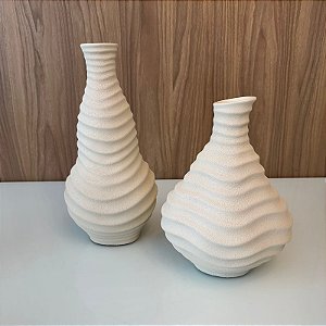 GARRAFA ONDA EM CERÂMICA OFF WHITE G 40x20cm M 32x27cm