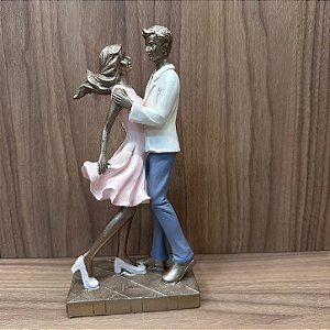 ESCULTURA CASAL 12X7X25CM
