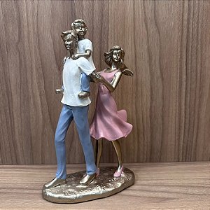 ESCULTURA CASAL 1 FILHO 26X16X7,5 CM