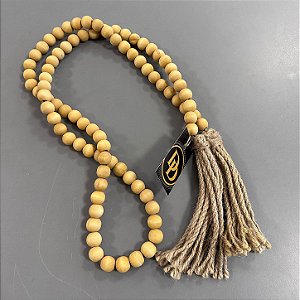 COLAR DECORATIVO EM MADEIRA E JUTA 155CM