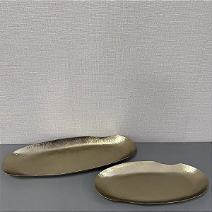BANDEJA EM METAL DOURADO G 56X22CM M 42X19CM