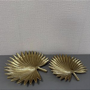 CENTRO DE MESA FOLHA EM POLIRESINA DOURADO G 34X36 M 29X29 CM