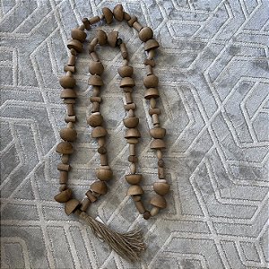 COLAR DECORATIVO EM MADEIRA 60CM