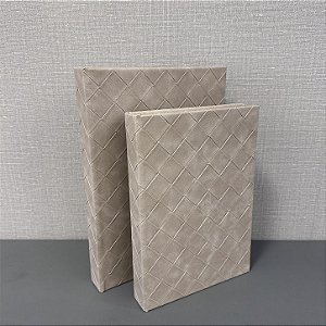 LIVRO CAIXA EM MDF COM REVESTIMENTO EM PU G34CM E M28CM