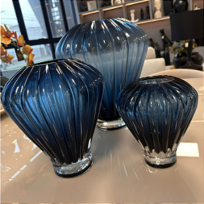 VASO DECORATIVO VIDRO AZUL P 20x17cm M 27x24cm G 35x31cm