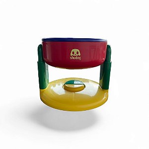 Comedouro ajustável com 3 níveis de altura e ventosa antiderrapante