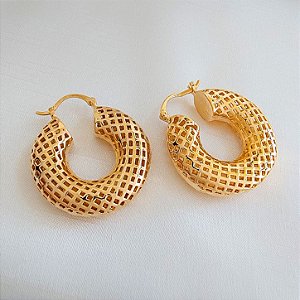 Brinco Argola Grande Vazado Geométrico 35mm - Semijoa