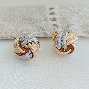 Brinco Entrelaçado Detalhado Bicolor - Semijoia