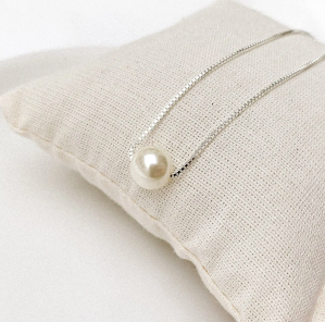Colar e Brincos de Pérolas em Aço Inoxidável: Elegância Atemporal