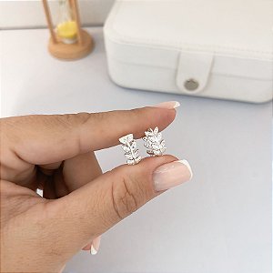 Brinco argola ramo cravejada clic