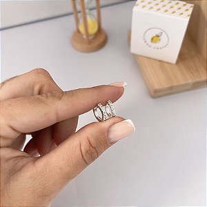 Brinco argola cravejada M clic