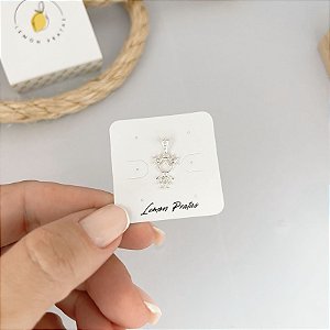 Pingente Menina Vestido Cravejado