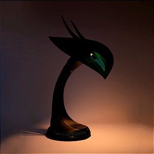 Luminária de Mesa Alienígena Guerreiro