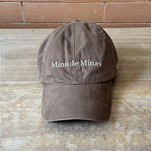 Boné Mina de Minas marrom