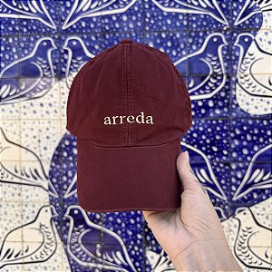 Boné Arreda - bordô