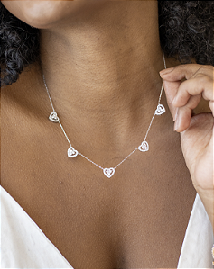 COLAR CINCO CORAÇÕES