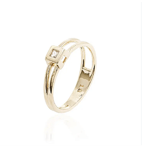 Anel Liso com Lado Aberto e Detalhe Quadrado Central 2mm