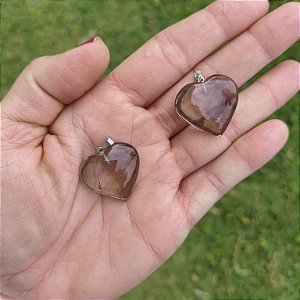 Pingente Coração Médio de Quartzo Fumê