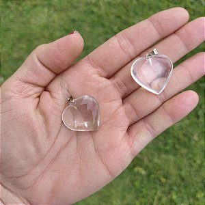 Pingente Coração Médio de Quartzo Cristal
