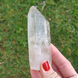 Ponta de Quartzo Cristal natural - base serrada