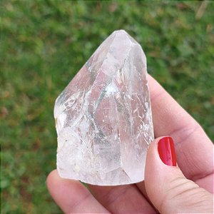 Ponta de Quartzo Cristal natural - base serrada