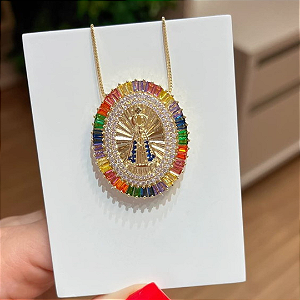 Pingente Luxo Nossa Senhora Aparecida Banho de Ouro zircônias coloridas