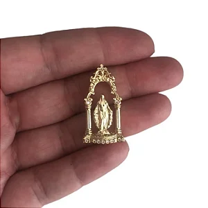 Pingente Altar Nossa Senhora das Graças banhado a ouro