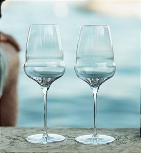 JOGO 6 TAÇAS CRISTAL VINHO BRANCO - 242 H X 88 DIAM MM - 483 ML - LINHA COCOON