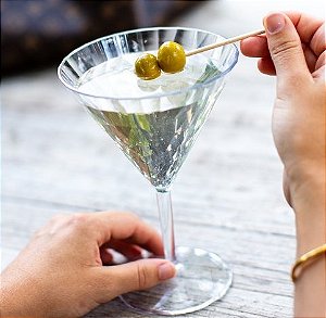 TAÇA POLICARBONATO HIGH TECH INQUEBRÁVEL MARTINI - 174 H X 120 MM - 250 ML - COR TRANSPARENTE - LINHA CLUB 12