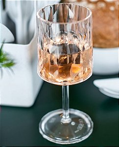 TAÇA POLICARBONATO HIGH TECH INQUEBRÁVEL VINHO BRANCO - 172 H X 76  MM - 250 ML - COR TRANSPARENTE - LINHA CLUB 9