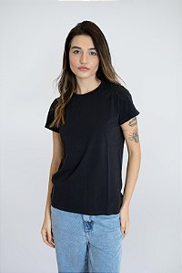CAMISETA FEMININA BÁSICA MANGA CURTA PRETA