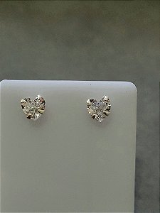 Brinco ponto de luz coração